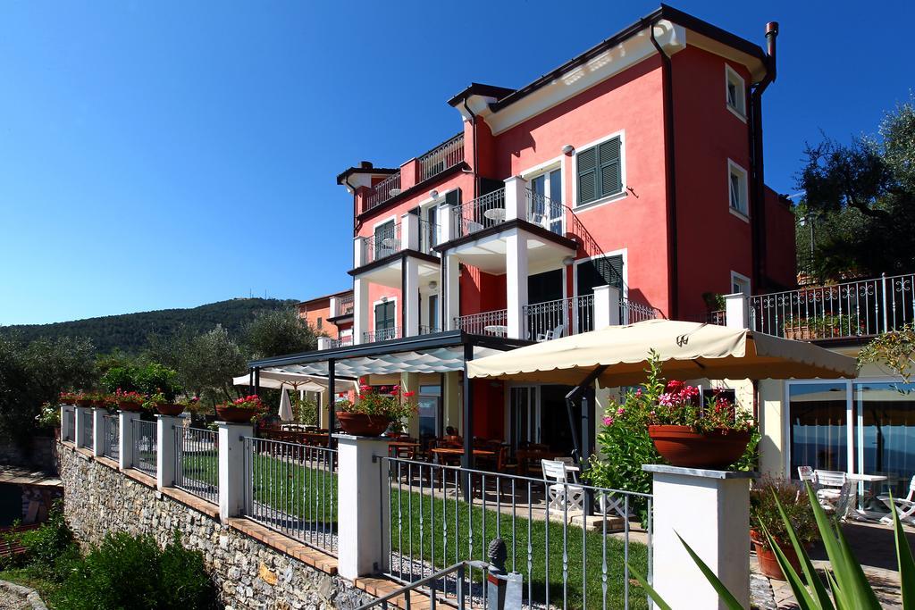 Le Ville Relais Hotel 3*