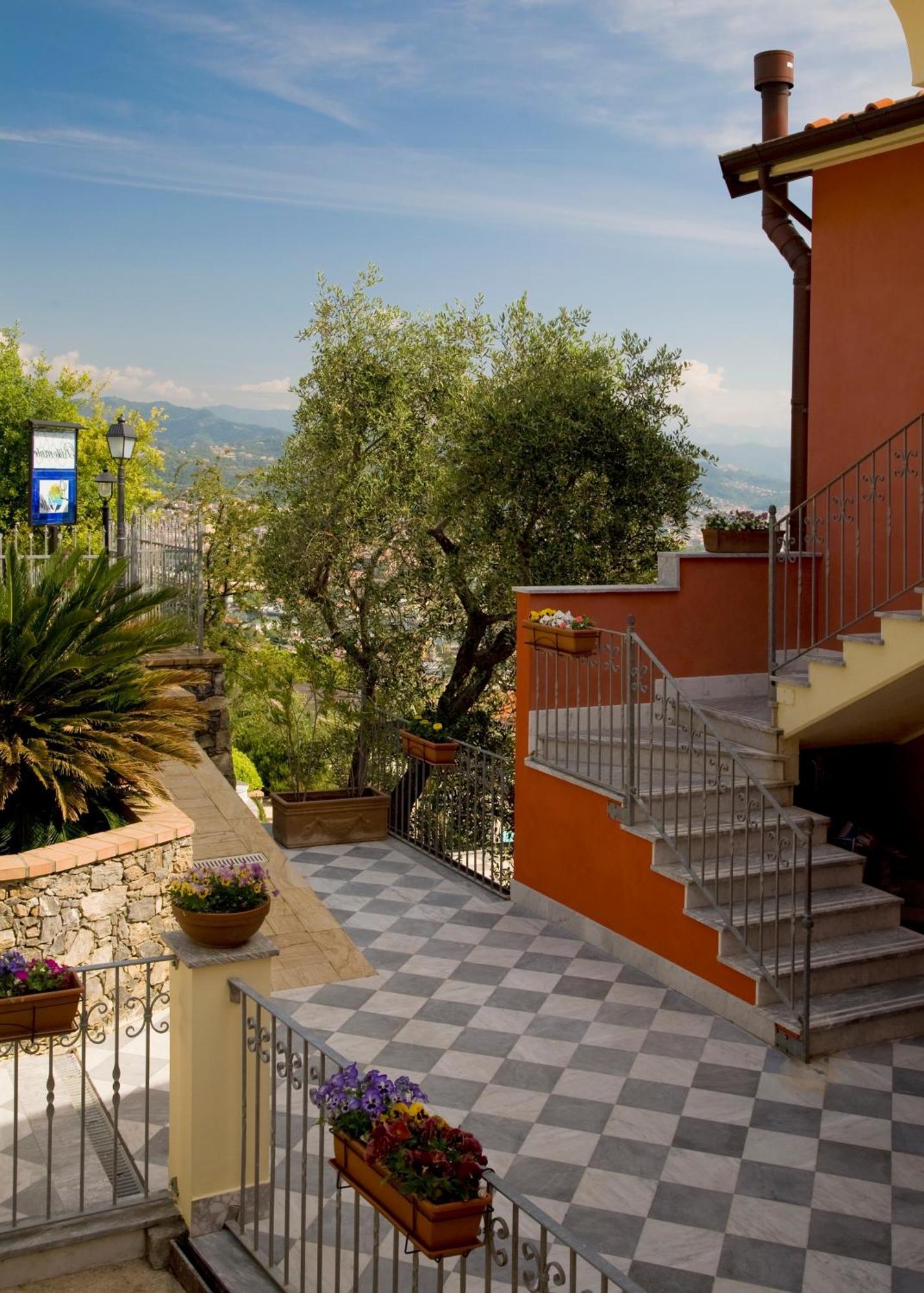 Hotel Le Ville Relais 3*