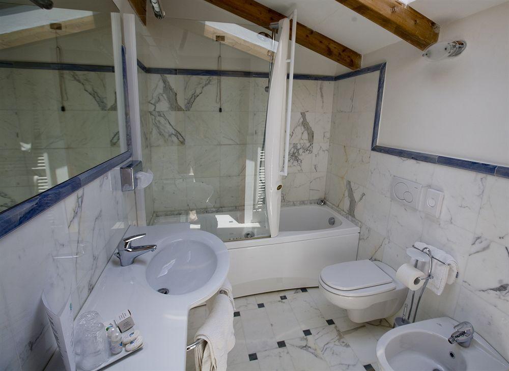 Le Ville Relais Hotel La Spezia