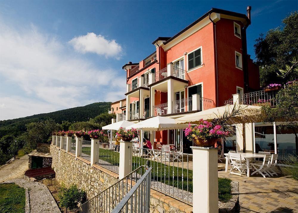 Hotel Le Ville Relais 3*