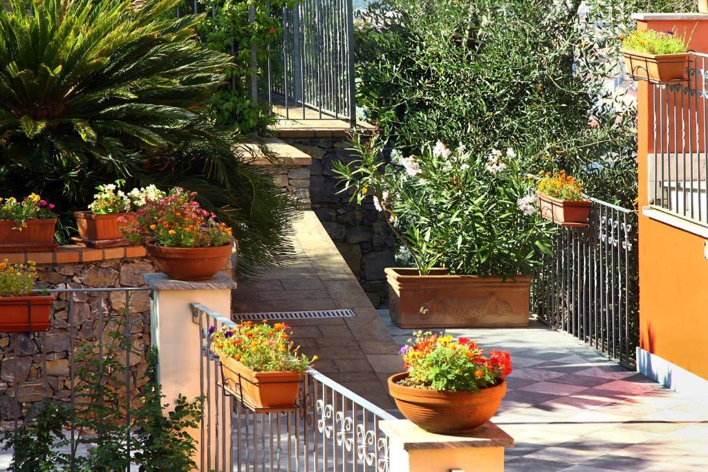 Le Ville Relais Hotel