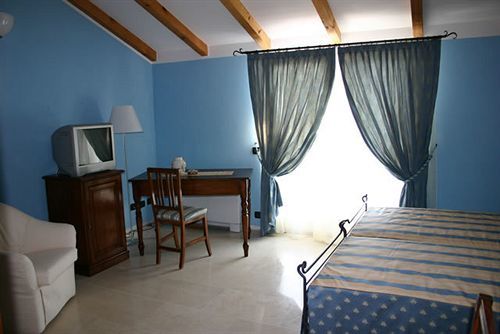 Hotel Le Ville Relais 3*